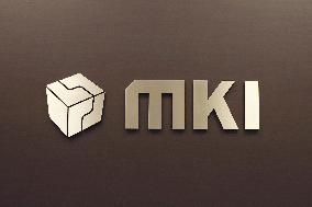 Mitsui Information signage and logo